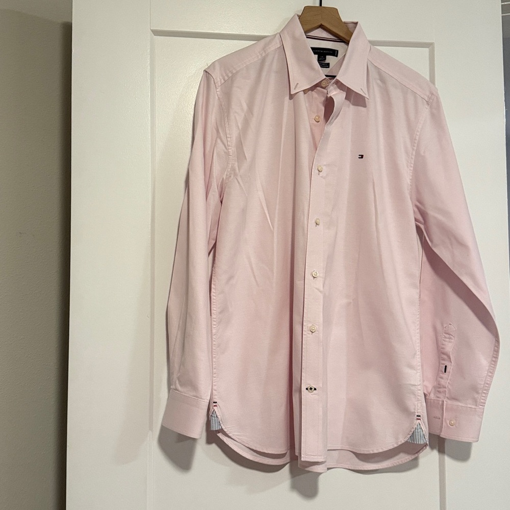 Tommy Hilfiger Men's Light Pink Dress Shirt